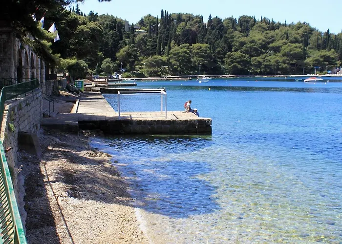 דירה With A Parking Space Cavtat, Dubrovnik - 15111 קאבטאט